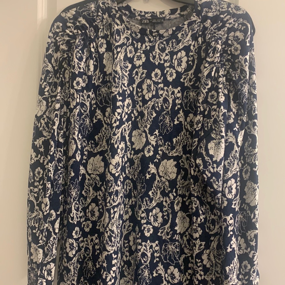 Stretch dress by Zara